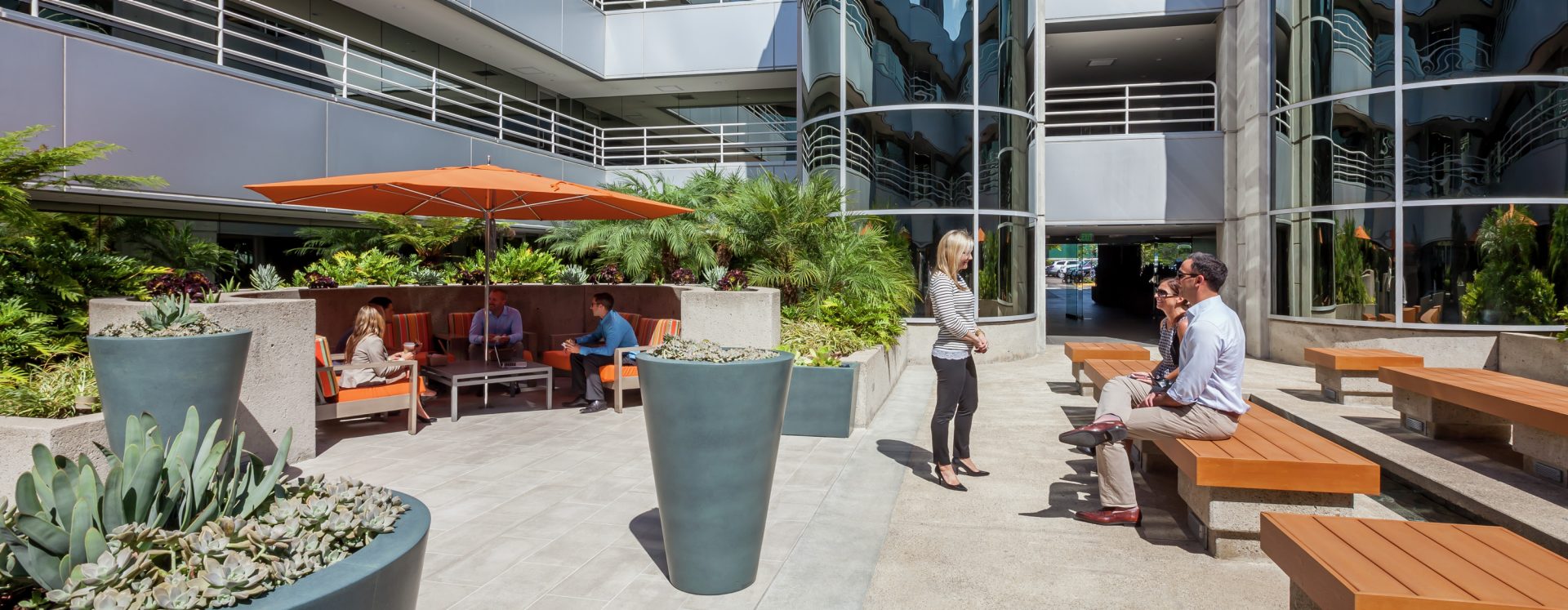 Outdoor Workspace - Park Plaza - 4350 Executive Drive  San Diego, CA 92121