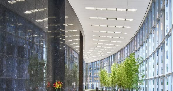 Interior photography of the ground floor at 71 South Wacker in Chicago, IL