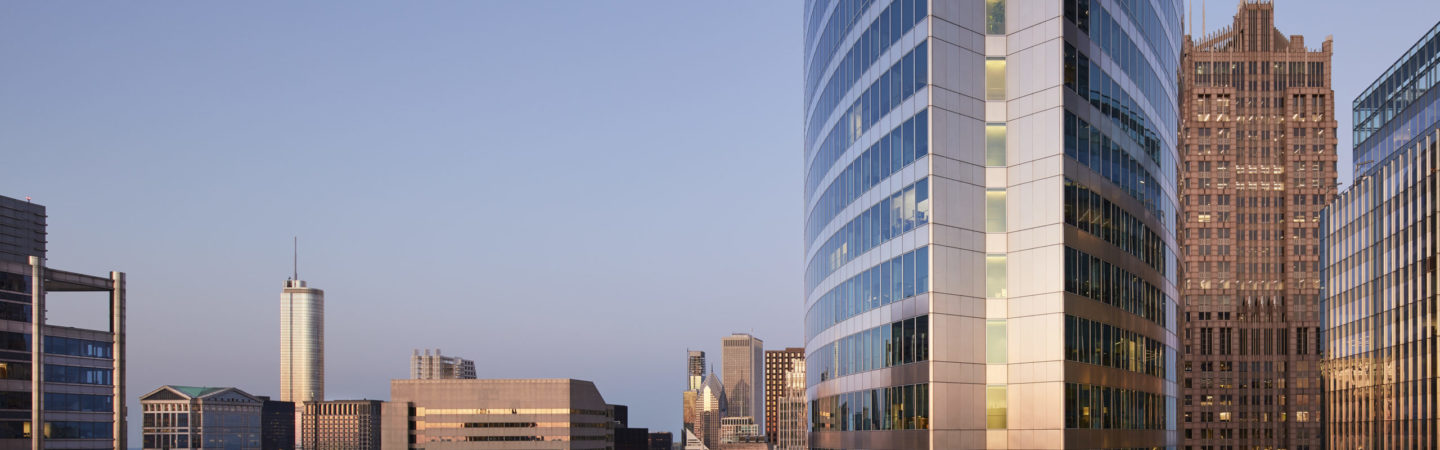 Building photography of 71 South Wacker, West Loop, Chicago